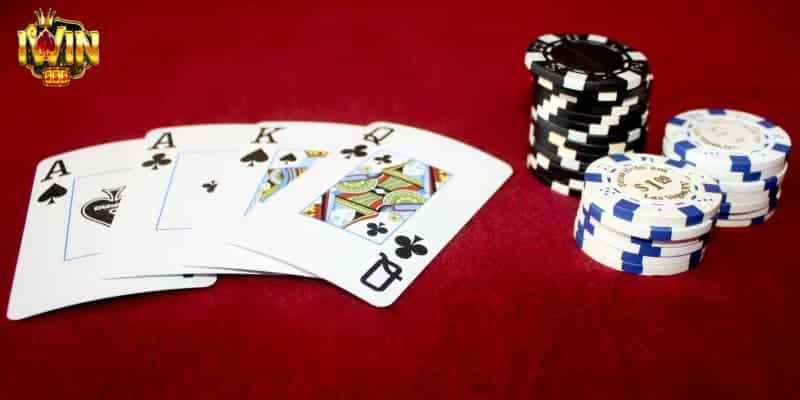 Vài kinh nghiệm chơi Poker Iwin